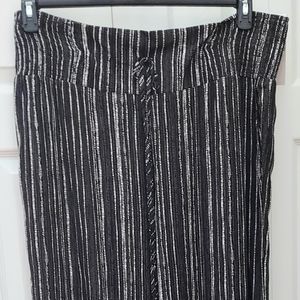 Peace & Pearls Pants B&W XXL